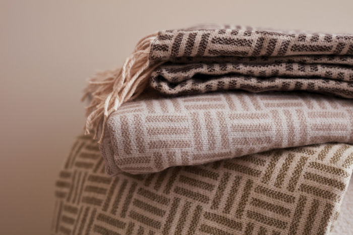 Patura VINGA Lenox – design geometric jacquard, acril 100% [15]
