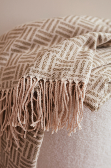 Patura VINGA Lenox – design geometric jacquard, acril 100% [7]