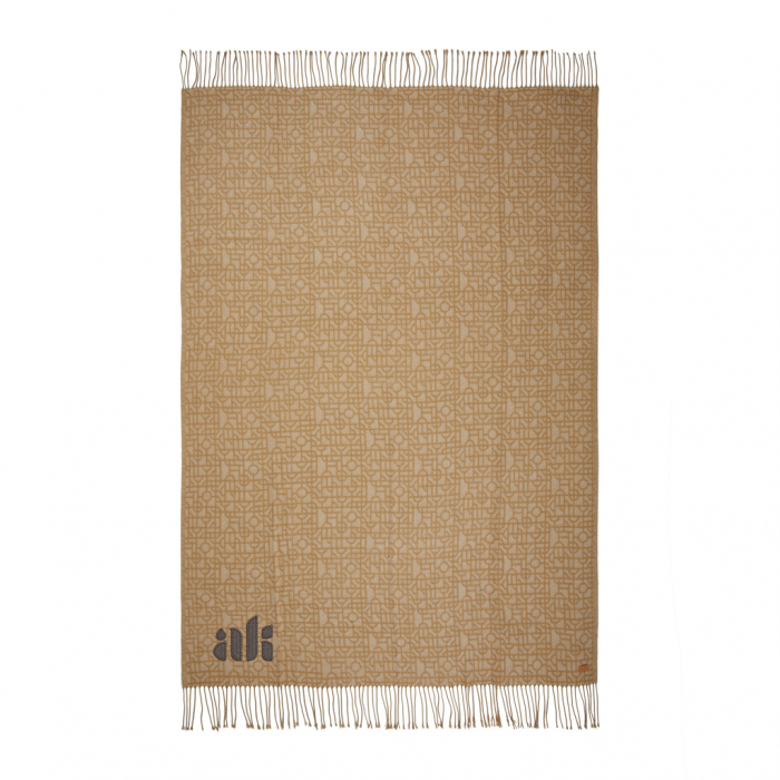 Patura VINGA Verso cu model geometric – eleganta si confortabila [4]