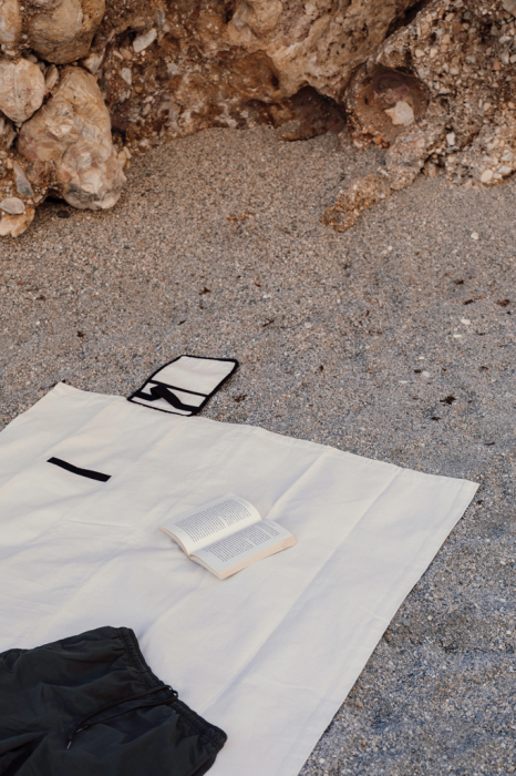 Patura de picnic VINGA Volonne AWARE™ reciclata cu buzunar [5]