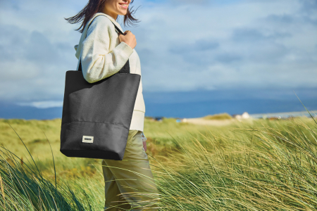 Geanta termoizolanta Black+Blum Tote 16L reciclata, etansa [25]