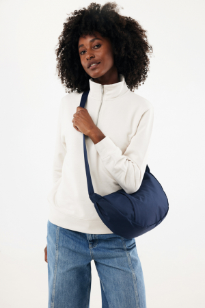 Geanta sling Crescent XL AWARE™ semiluna 10L rPET [7]