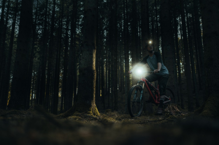 Lampa frontala Suprabeam B6R 4200 Lumeni 36 Wh, reincarcabila [40]