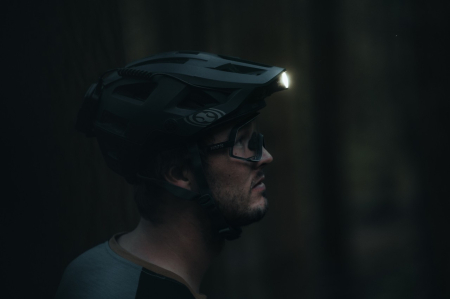 Lampa frontala Suprabeam V4PRO 1000 Lumeni 2800 mAh reincarcabila [4]