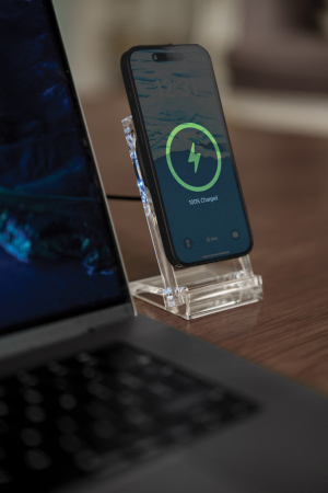 Stand de incarcare wireless magnetic 15W Magcharge, acrilic transparent [10]