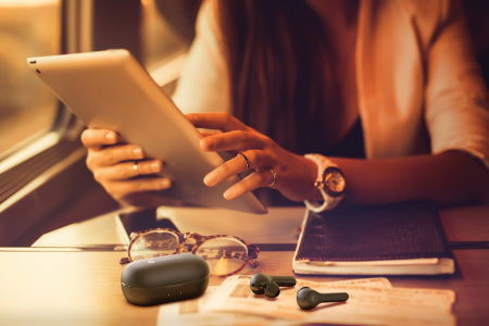 Casti wireless Motorola MOTO Buds 85 TWS IPX5, autonomie 6H+15H [8]