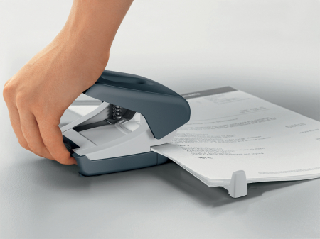 Perforator plastic Leitz Cosy 5004, 30 coli [3]
