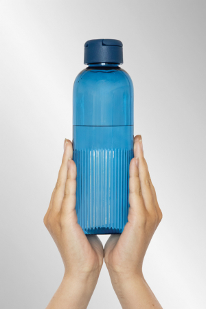 Sticla Ripple RPET reciclat 750 ml cu maner si design ondulat [10]