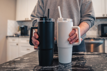 Pahar Tana plastic reciclat 750 ml cu maner si capac 3-in-1 [5]
