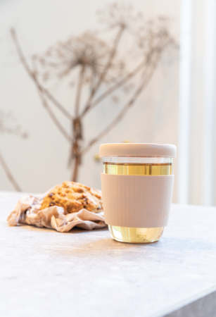 Pahar Ukiyo din sticla borosilicata cu capac si husa silicon, 360ml [7]