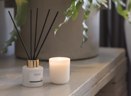 Set cadou Ukiyo – Lumanare parfumata si betisoare cu aroma de iasomie [7]