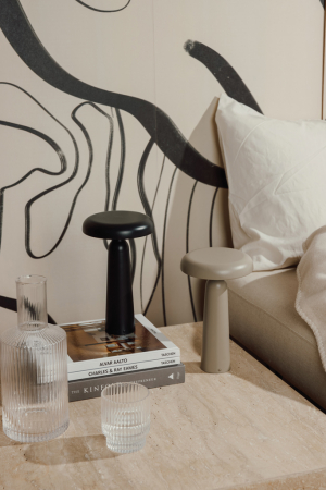Veioza portabila VINGA Avery – ABS reciclat RCS, autonomie 8h, design modern [10]