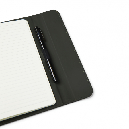 Agenda A5 VINGA Baltimore GRS – reutilizabila cu inchidere magnetica si coperta PU reciclata [5]