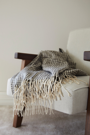 Patura VINGA Lenox – design geometric jacquard| acril 100% [8]