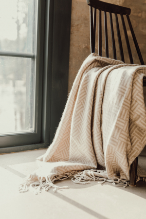 Patura VINGA Lenox – design geometric jacquard| acril 100% [14]