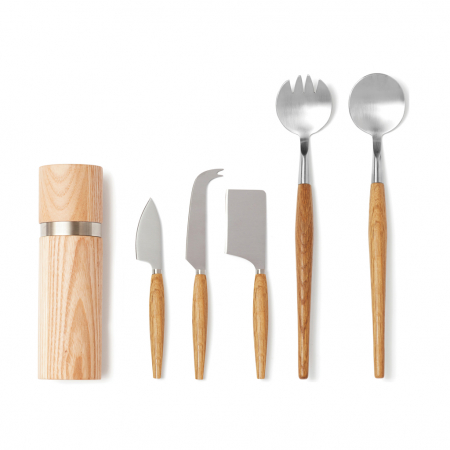 Set tacamuri servire VINGA Retro – design scandinav cu manere din stejar [8]