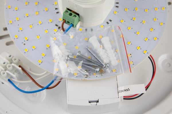 Aplica LED cu senzor si kit de emergenta [3]