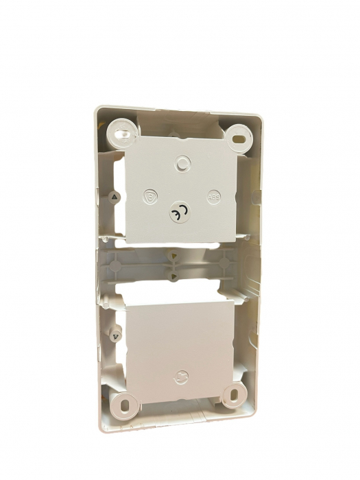 Carcasa pentru 2 prize, montaj aparent, 15x8x3 cm, gama Mega Clasic, KONTAKT SIMON [2]