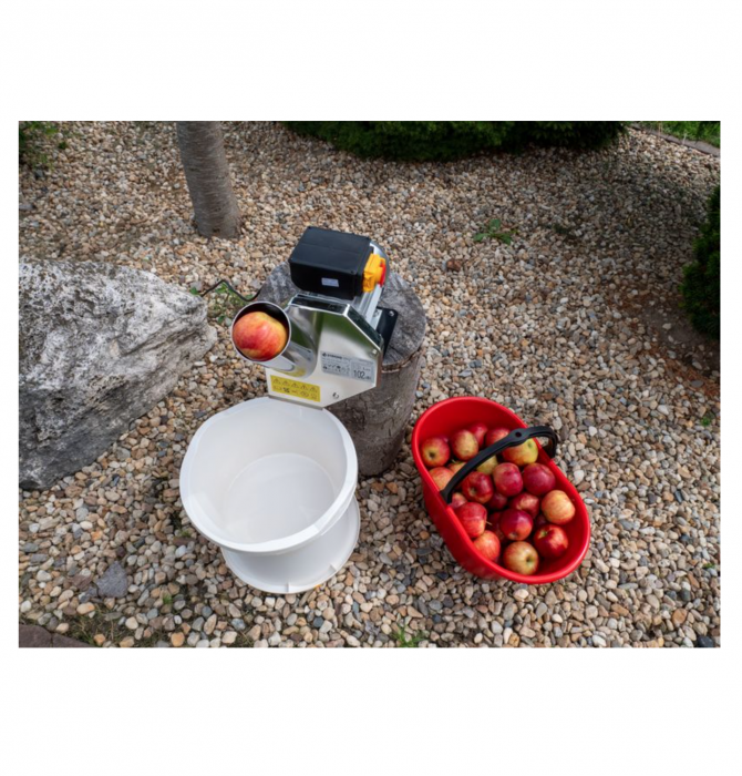 Dizolvatorul Strend Pro EFC-2, pentru fructe, 550 W, 1 litru, 200 kg/oră, dimensiuni 43x22x33 cm. [6]