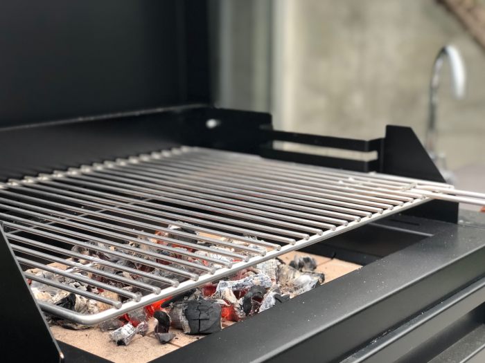 Gratar pentru gradina, Kitaway Grill Otte din beton, 110 × 47 × 192 cm [9]