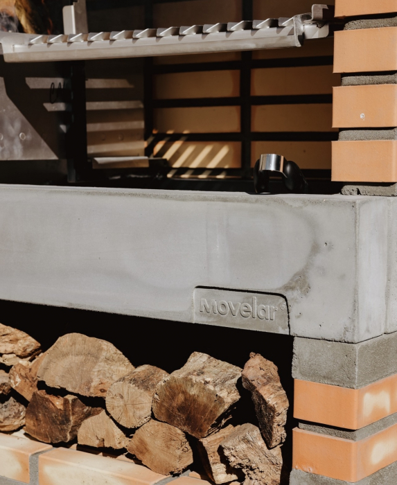 Gratar pentru gradina Pan American Plus XL din beton si caramida, 120 × 70 × 220 cm [9]