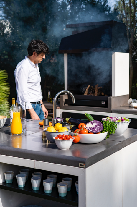 Gratar pentru gradina Tuozi Barbecue Kitaway Otte din beton si otel, 84 × 63 × 206 cm [4]