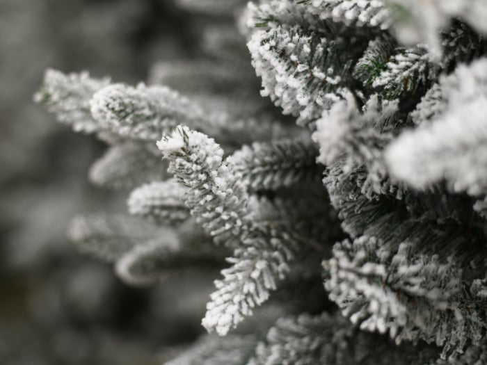 Brad artificial Kingston cu zapada, PE, 240 cm - BraziPremium.ro [4]