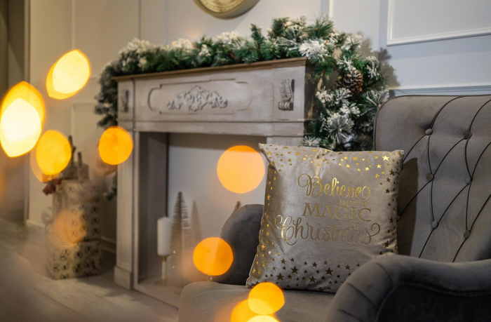 Ghirlanda artificiala Craciun cu conuri de brad si zapada, 270 cm [2]