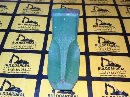 Piese noi - Dinte Central Caterpillar J300STL