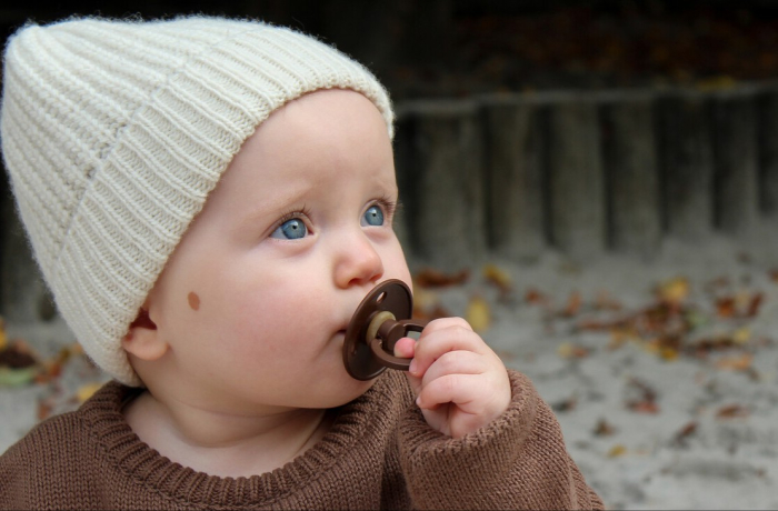 BIBS - Set 2 suzete Colour Latex, tetina rotunda, 6 luni + [3]