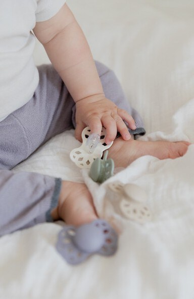 BIBS - Set 2 suzete Infinity Silicon, tetina anatomica, 0 luni +  Fossil Grey/Mauve [3]