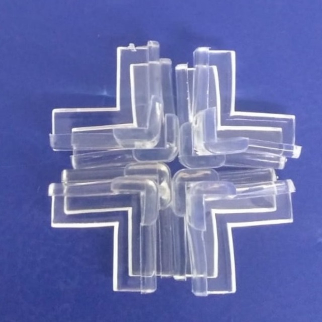 Set 8 protectii mini tridimensionale silicon transparent, 2.4x0.8x0.3 cm [5]