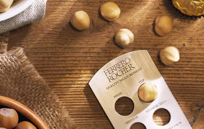 FERRERO ROCHER Con Bomboane de Ciocolata, Praline 17buc 212.5 [5]