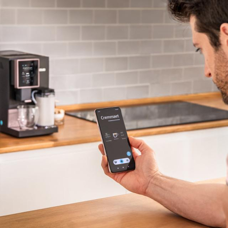 CECOTEC Cremma Compactccino Connected Black Rose Espressor Super-Automat Compact 19 bari, ecran TFT și Wi-Fi, Rezervor de lapte și Thermoblock. [2]