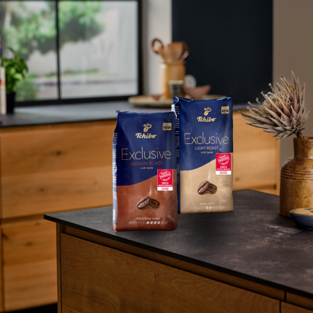 TCHIBO Exclusive Medium Roast Chocolatey Notes Cafea Boabe 1kg [4]