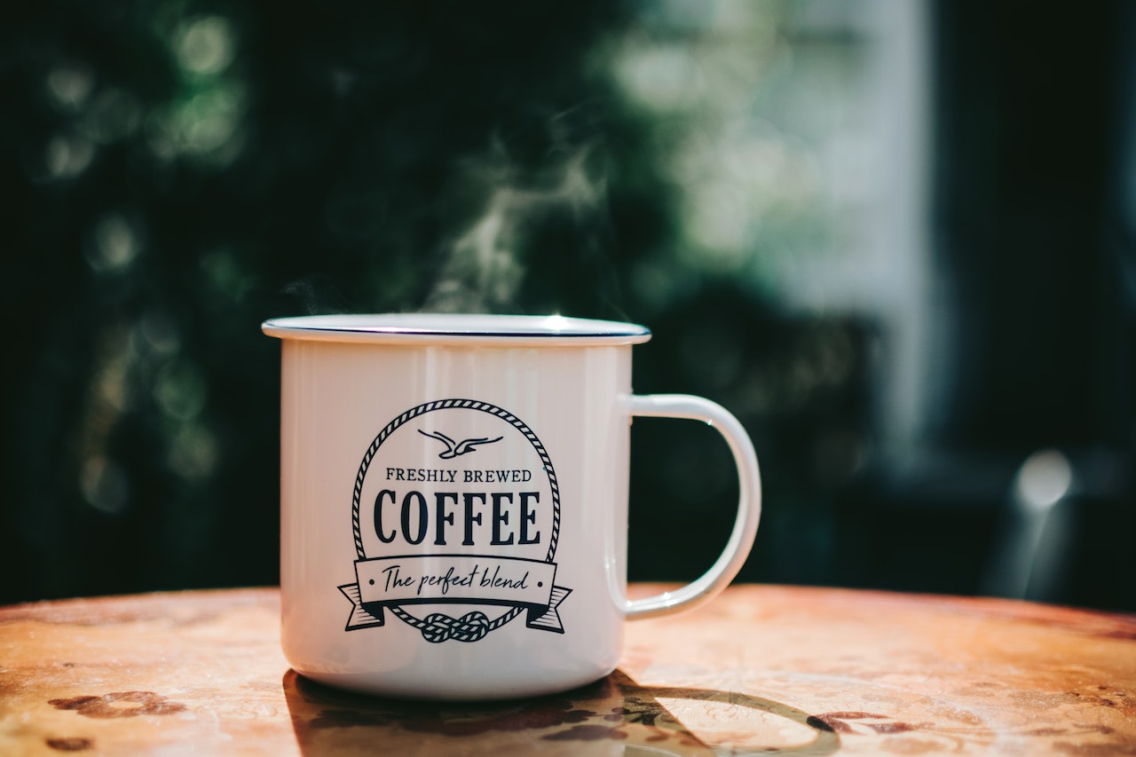 De la boabe la ceşcuţă: Istoria cafelei şi a modurilor de preparare