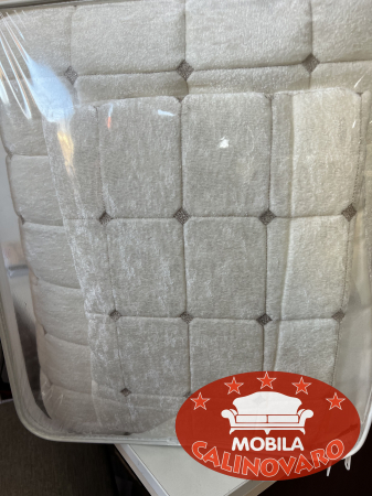 Set cuvertura brodata luxury catifea 250/260 cm + 3 fete perna [1]