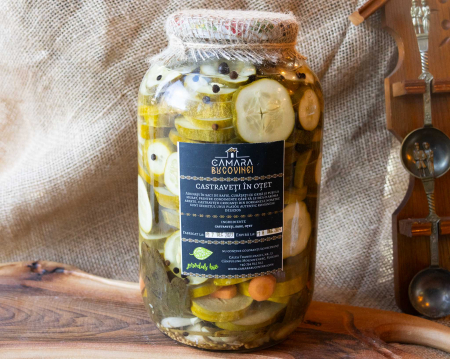 Băcănie - Castraveți în oțet 720ml