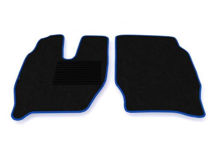 Covor podea camion potrivit IVECO, cabina ingusta ACTIVE TIME, cabina ingusta , sofer + pasager, velur, 2 bucati (material - velur, culoare - albastru) Iveco Stralis [2]