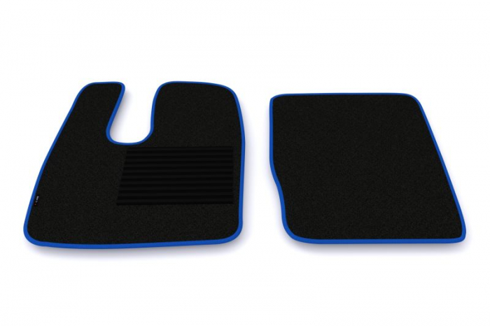 Covor podea camion potrivit MAN, cabina ingusta M, L, XL, LX, XLX, sofer + pasager, velur, 2 bucati (material - velur, culoare - albastru) potrivit MAN TGA dupa 2000 [2]