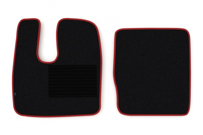 Covor podea camion potrivit MAN, cabina ingusta M, L, XL, LX, XLX, sofer + pasager, velur, 2 bucati (material - velur, culoare - rosu) potrivit MAN TGA, TGL dupa 2000 [1]