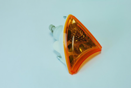 Piese Camioane - Lampa Semnalizator fata dreapta culoare sticla: portocaliu, P21W IVECO EUROCARGO I-III, STRALIS dupa 2007