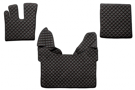 Covorase podea camion - Set covorase podea camion potrivit DAF ECO-LEATHER, set 3 buc. (material - eco-piele, culoare - negru/rosu, transmisie automata) potrivit DAF XF 105 dupa 2012