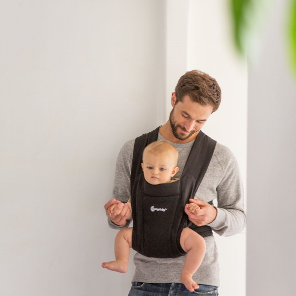 Marsupiu Embrace Pure Black - Ergobaby [4]