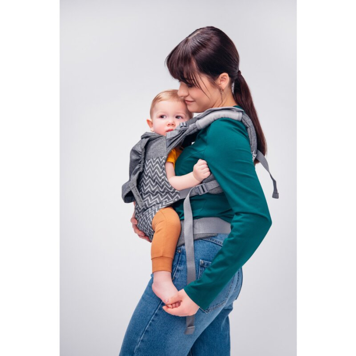 Marsupiu ergonomic, Lionelo, Margareet Air, 3 pozitii de purtare, 4 luni+, Pana la 20 Kg, Material respirabil 3D Air Mesh, Catarama dubla de siguranta, Negru [18]