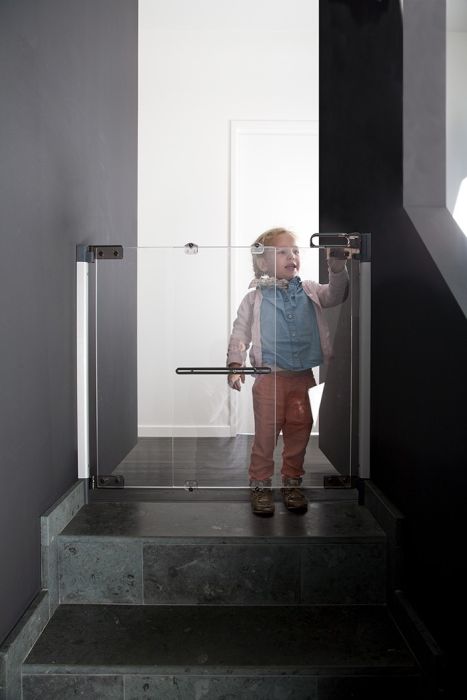 Poarta de siguranta premium pentru scara Plexi Silver 74-100cm Childhome [2]