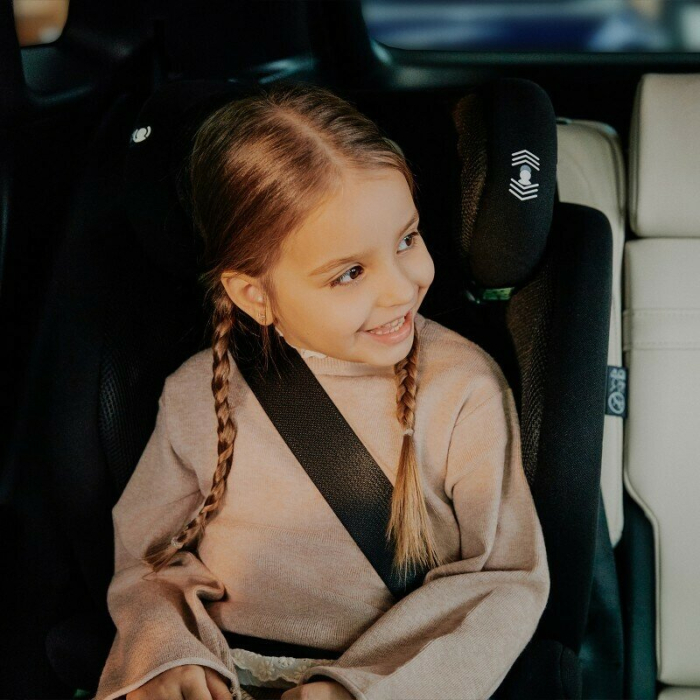 Scaun auto, Lionelo, i-Size Igo, 100- 150 cm, cu isofix, Protectie laterala, Ajustare spatar in 2 pozitii, Tetiera Tri-Guard reglabila in 11 pozitii,  Negru [9]