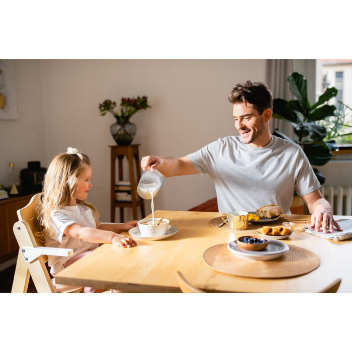 Scaun de masa, Lionelo, Floris, 3 in 1, din Lemn, Transformabil, Reglabil pe inaltime in 4 pozitii, Suport picioare- 4 pozitii, 6 luni- 12 ani, Sustine 40 kg, Bej [47]