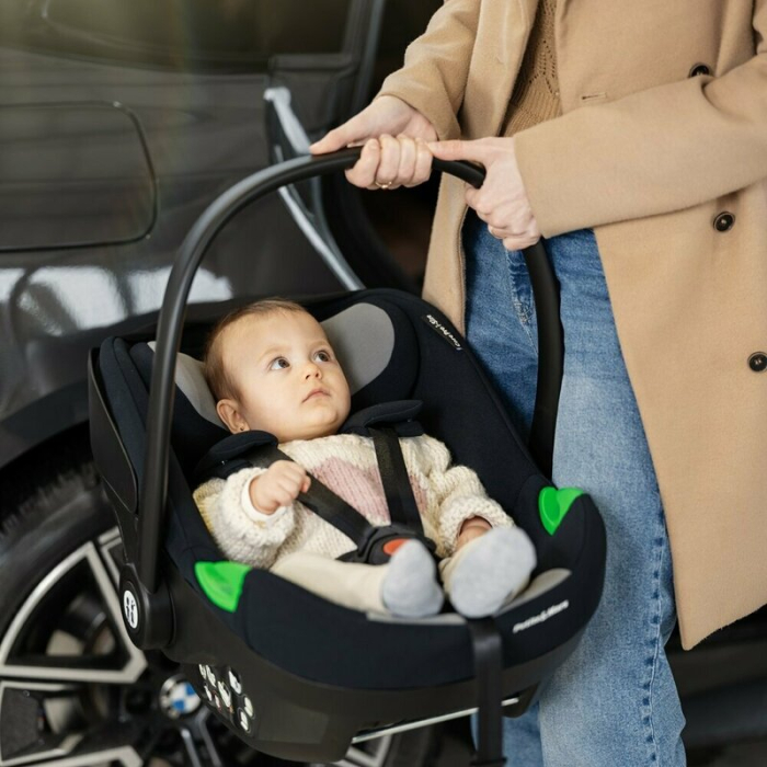 Scoica auto, Petite&Mars, Core Pro, 0-13 Kg, 40-87 cm, Cu salteluta, Maner reglabil, Tetiera ajustabila in 5 pozitii, ECE R129, 0 luni+, Negru/ Gri [3]