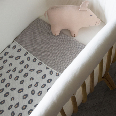 Paturica tricotata Childhome 85x70 cm, Leopard [1]